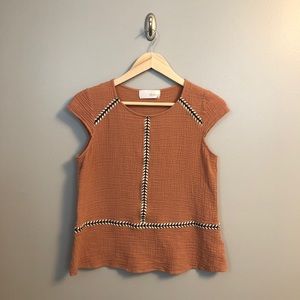 Textured Embroidered Top!